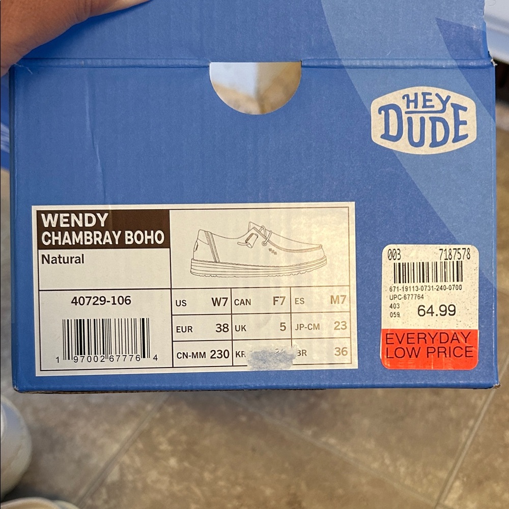 Hey Dude Women’s Size 7 - Picture 5 of 5